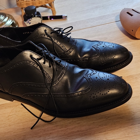 Alfred Dunhill Shoes - Picture 10 of 12